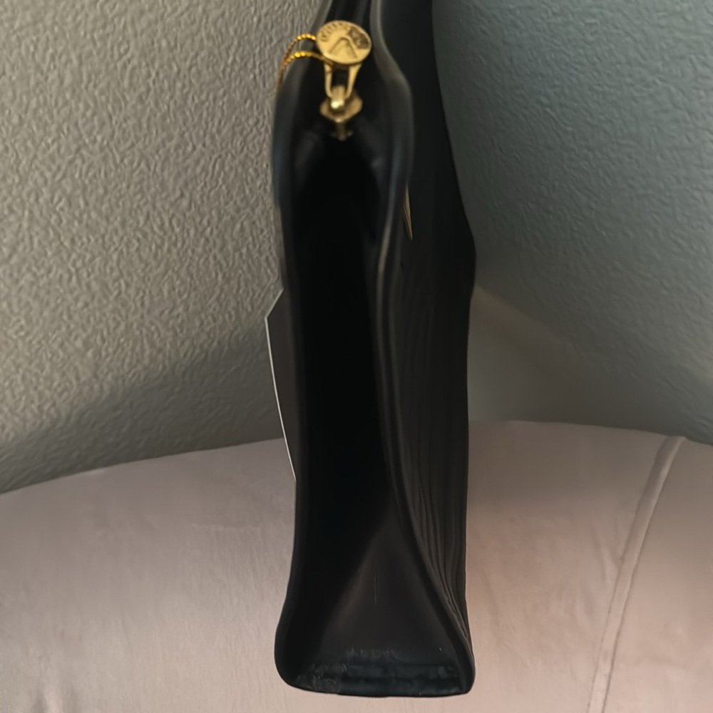 Mario Valentino black Pvc embossed clutch w/gold initial V hardware on front - Picture 2 of 6
